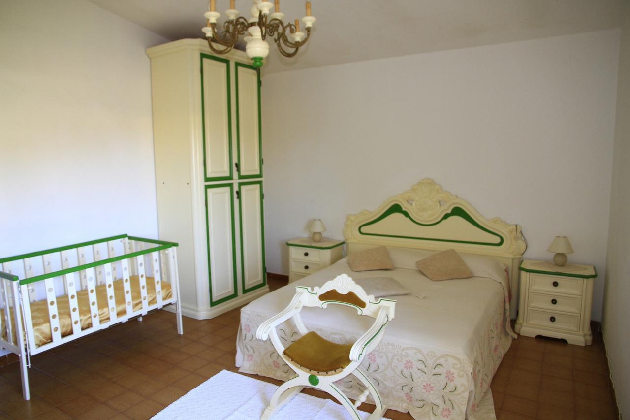 Addisora Appartamenti Cala Liberotto Kültér fotó